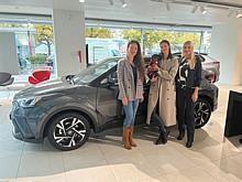 v.l.n.r. Martina Molin (Sponsoring & Events Toyota AG), Anja Leuenberger, Anita Gerber (Head of Marketing, Toyota AG)